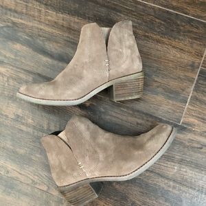 Suede brown booties